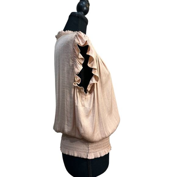 Maison d’Amelie Peasant Blouse Pale Pink Flutter Sleeves Smocked Waist Feminine - Picture 3 of 6